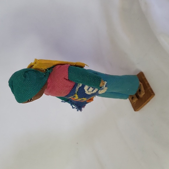 Guatemala Vintage Cloth Doll Handmade - Picture 7 of 12